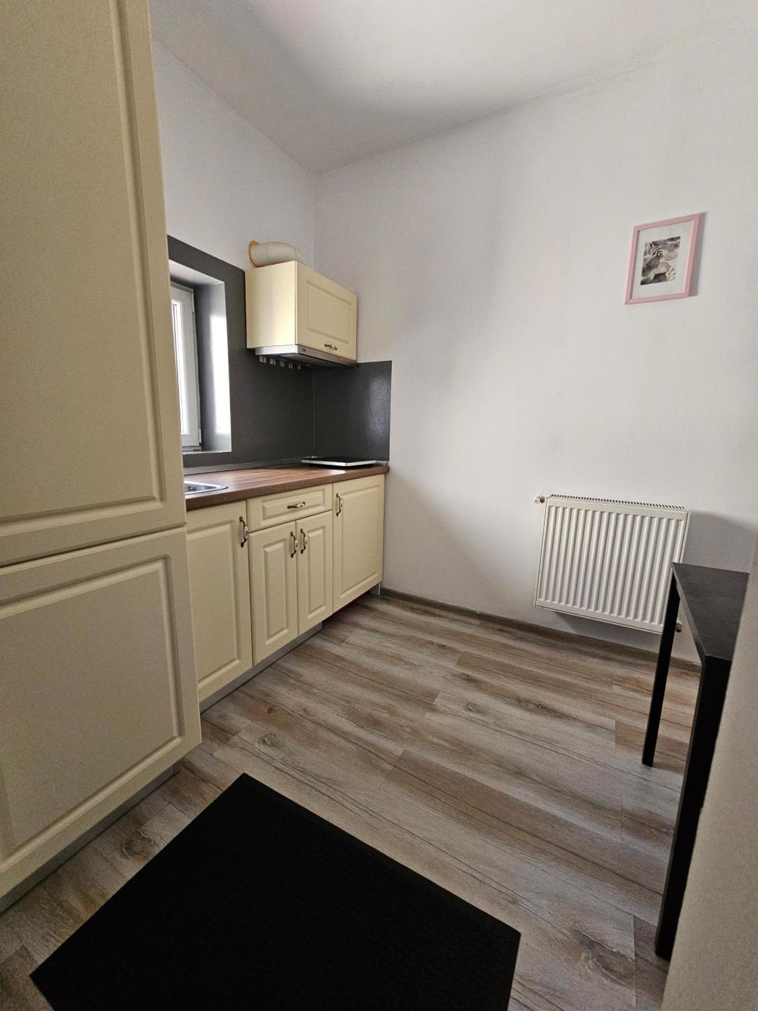Color Apartments Old Town Center بوخارست المظهر الخارجي الصورة