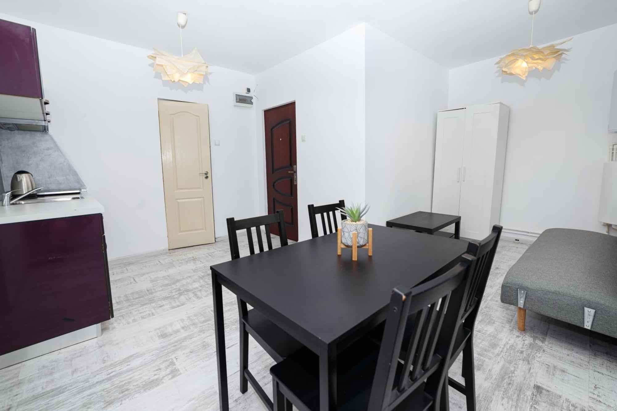 Color Apartments Old Town Center بوخارست المظهر الخارجي الصورة