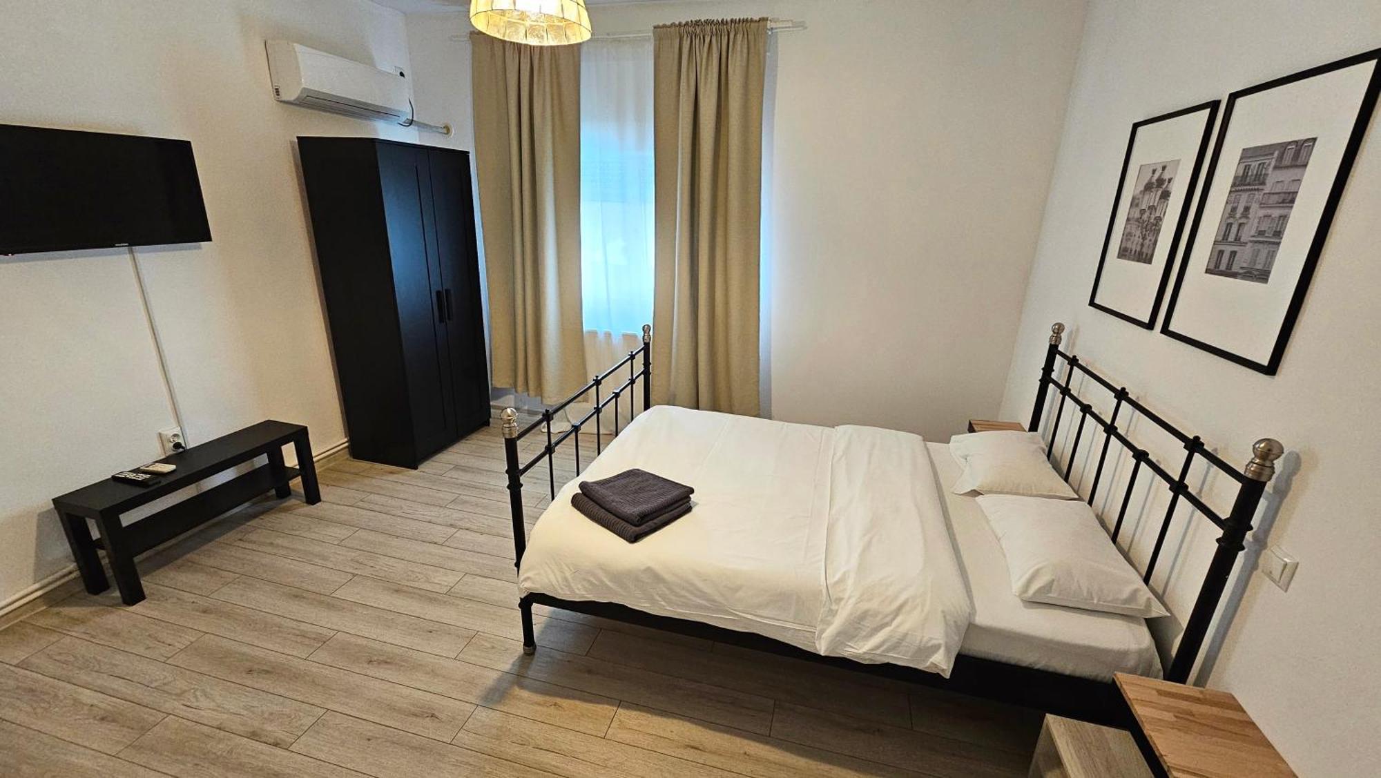 Color Apartments Old Town Center بوخارست المظهر الخارجي الصورة