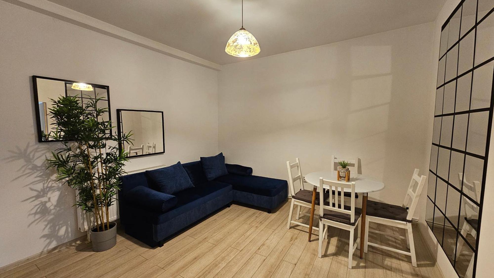 Color Apartments Old Town Center بوخارست المظهر الخارجي الصورة