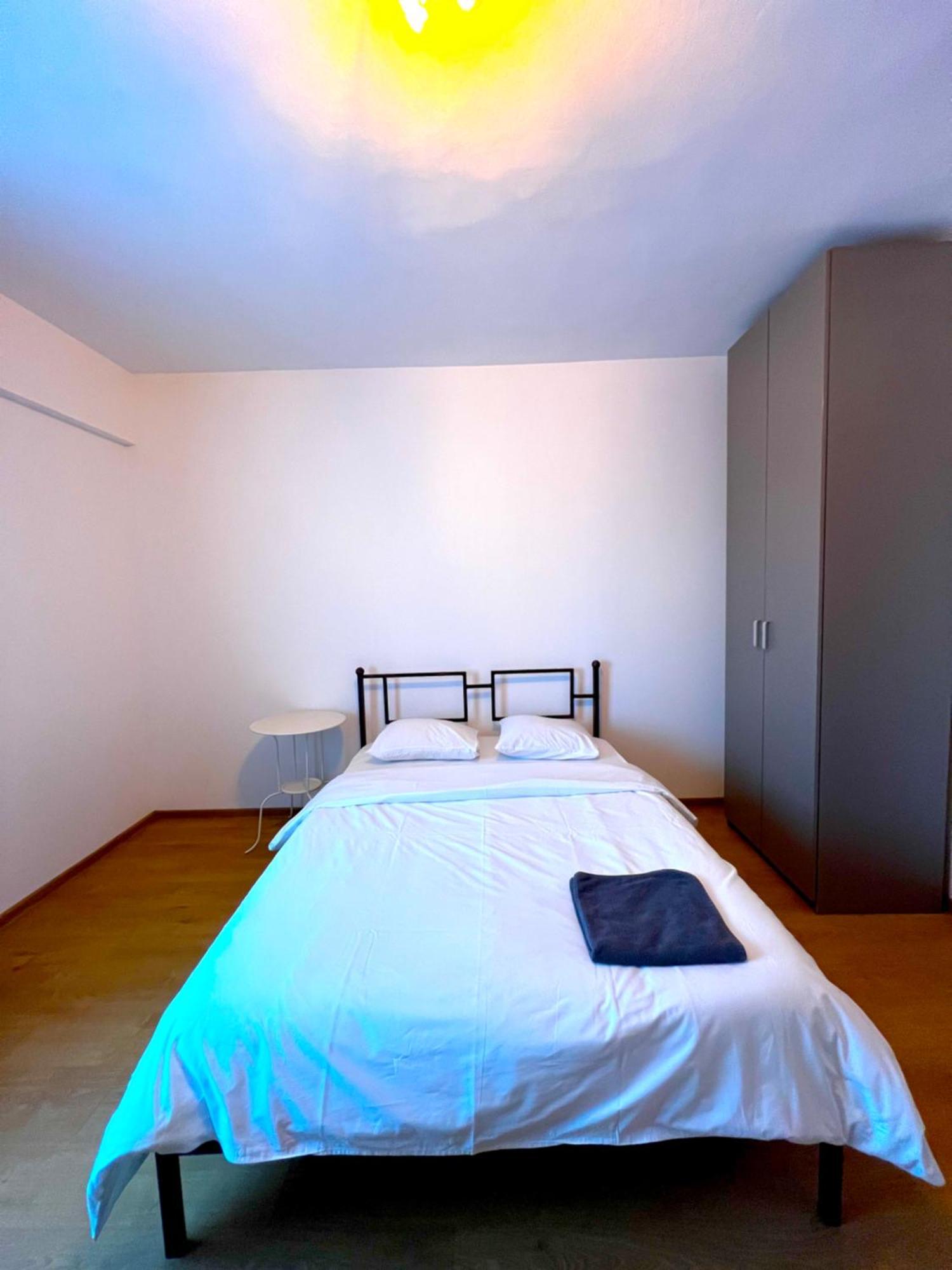 Color Apartments Old Town Center بوخارست المظهر الخارجي الصورة