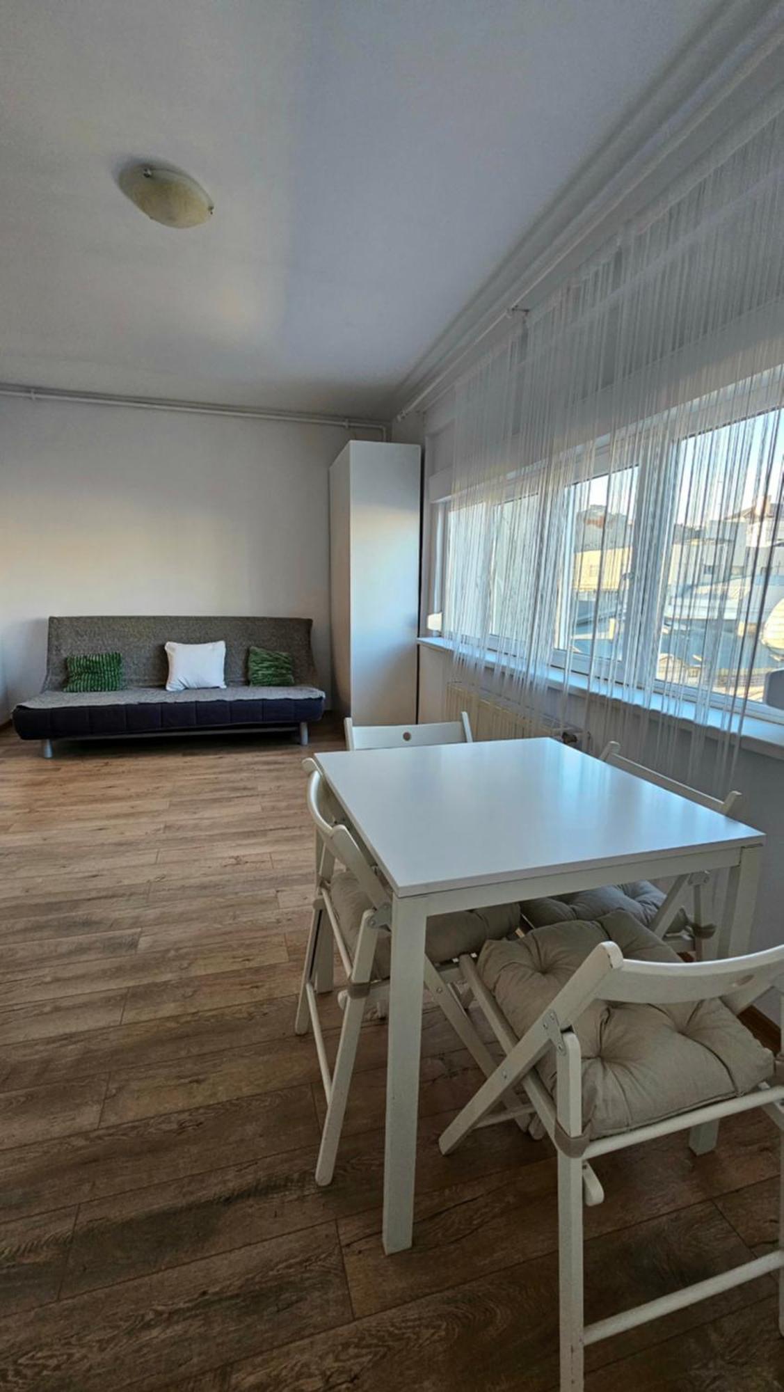 Color Apartments Old Town Center بوخارست المظهر الخارجي الصورة
