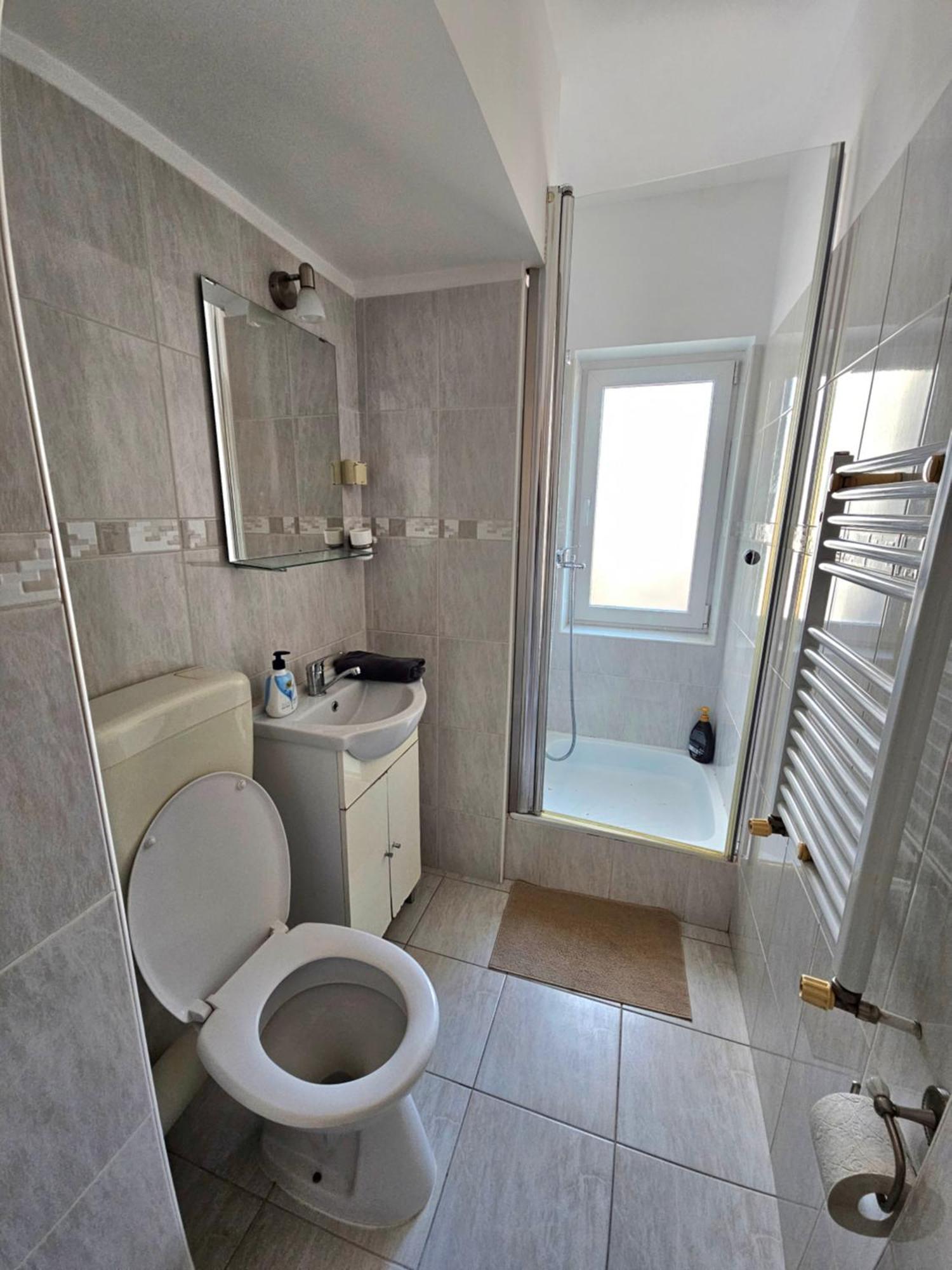 Color Apartments Old Town Center بوخارست المظهر الخارجي الصورة
