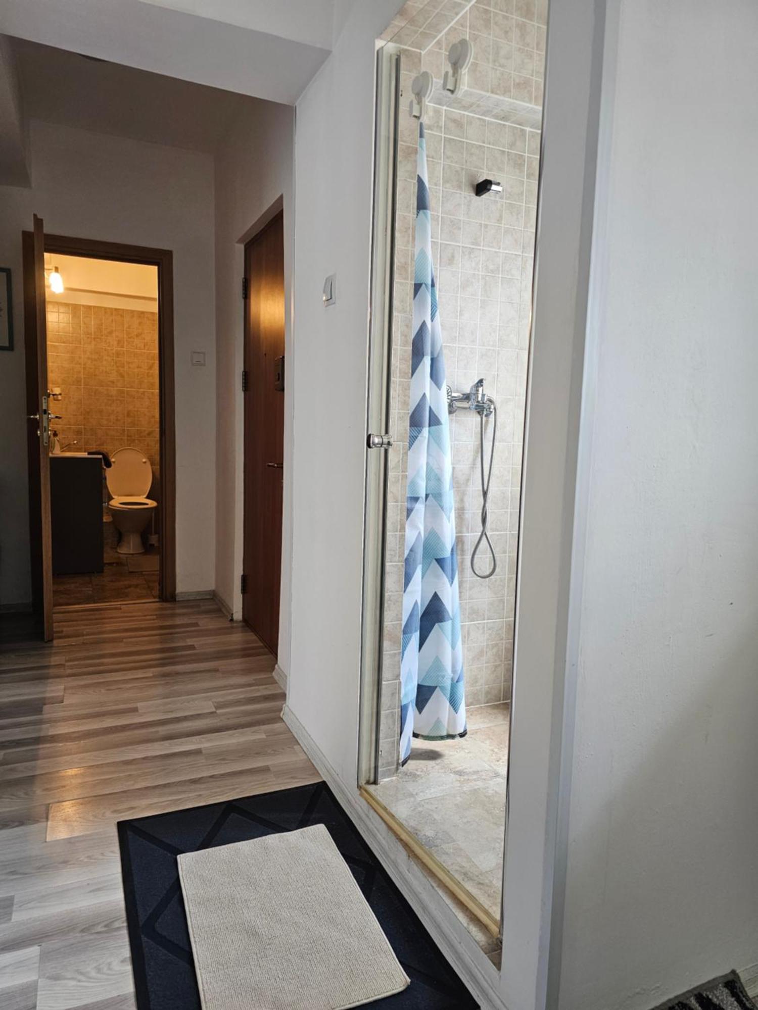 Color Apartments Old Town Center بوخارست المظهر الخارجي الصورة