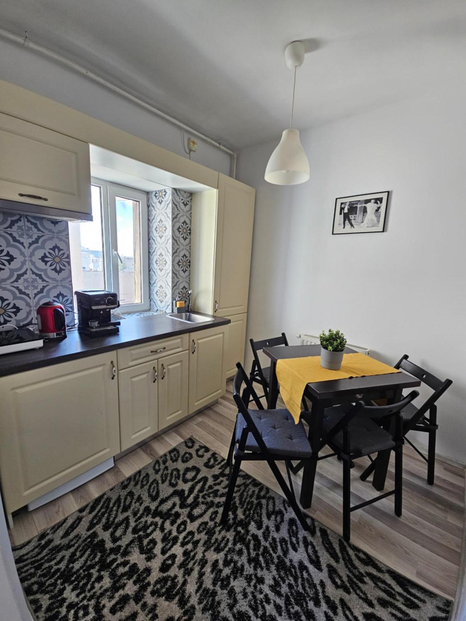 Color Apartments Old Town Center بوخارست المظهر الخارجي الصورة